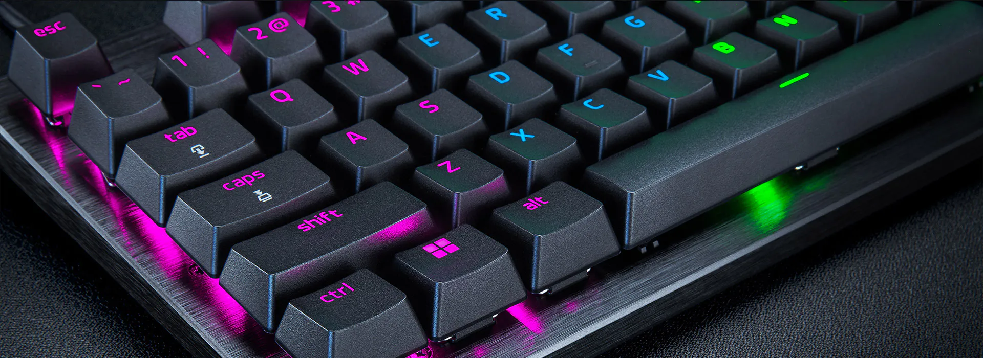 کیبورد گیمینگ ریزر مدل Huntsman V3 Pro با سوئیچ اپتیکال آنالوگ - نمای محصول